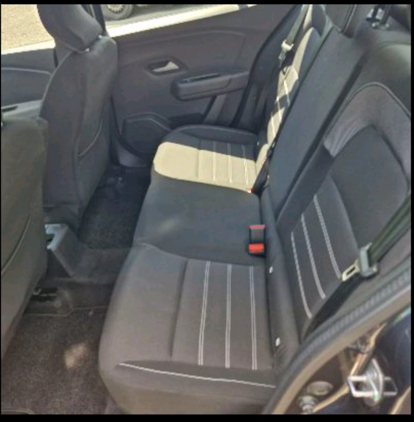 Dacia Logan  - изображение 9