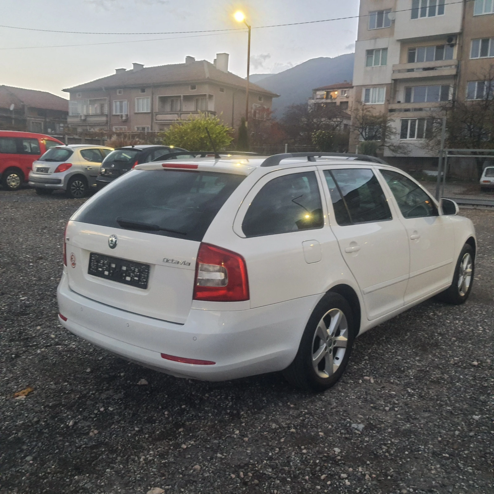 Skoda Octavia 2.0TDI-НАВИГАЦИЯ - изображение 7