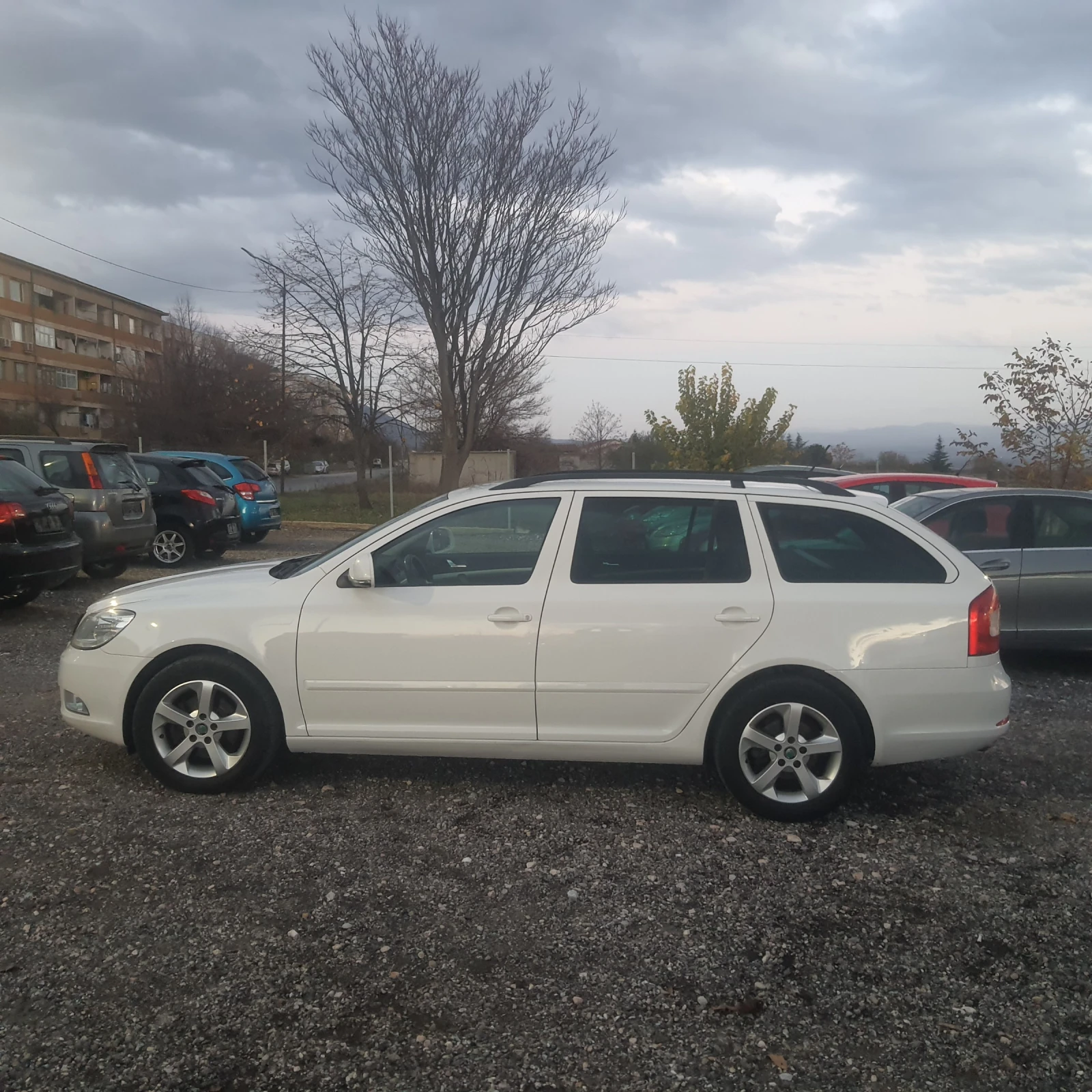 Skoda Octavia 2.0TDI-НАВИГАЦИЯ - изображение 4