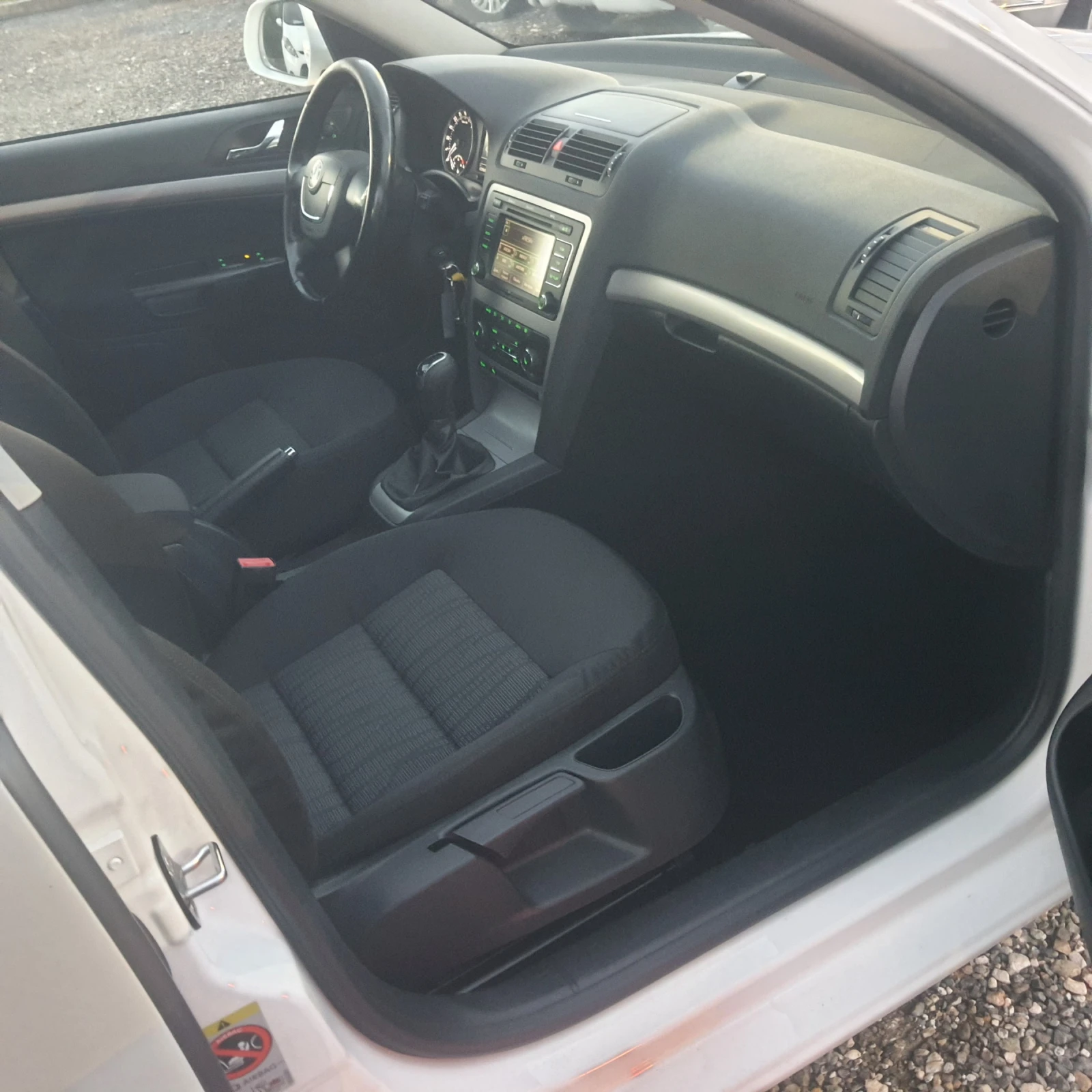 Skoda Octavia 2.0TDI-��������� | Mobile.bg � ����������� 14