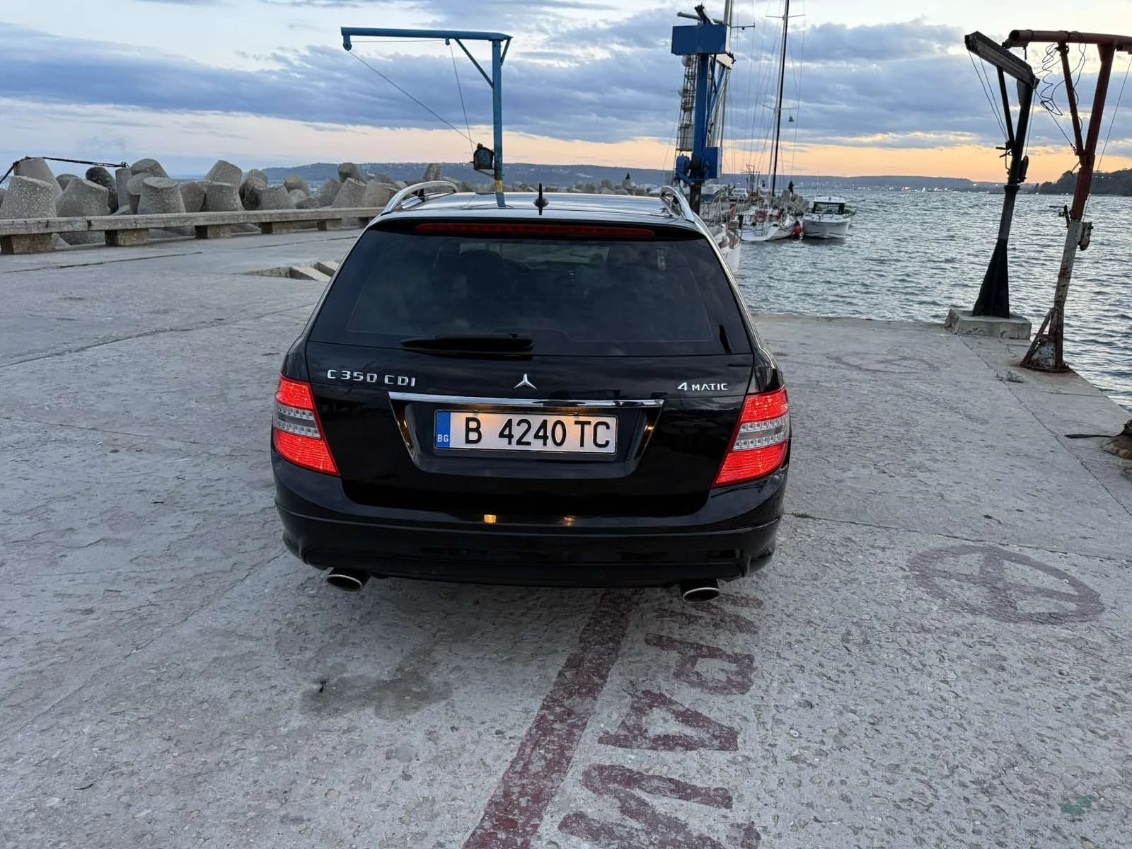 Mercedes-Benz C 350 AMG / 4Matic - изображение 4