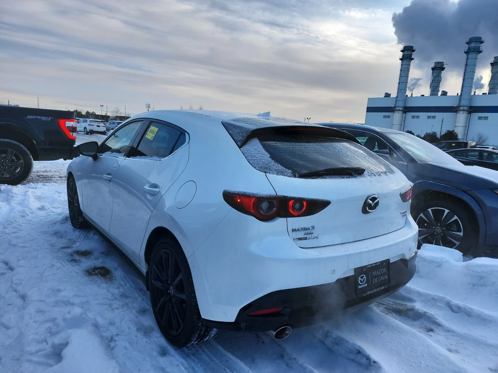 Mazda 3 SPORT GT| PANO| 2 KEYS| CARFAX| ��������| �����|  | Mobile.bg � ����������� 4