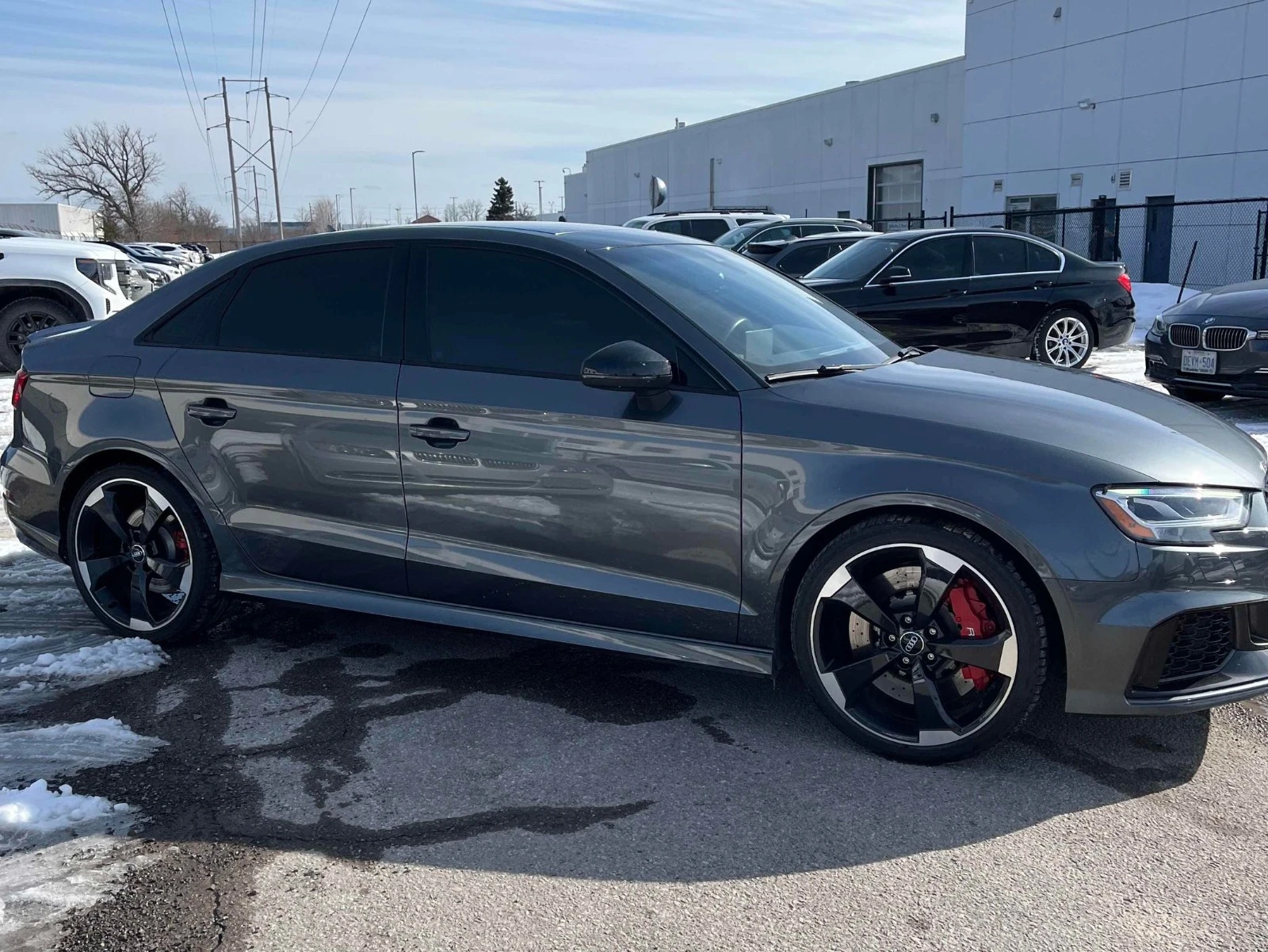 Audi Rs3 С РЕГИСТРАЦИЯ & АВТО КРЕДИТ - изображение 3