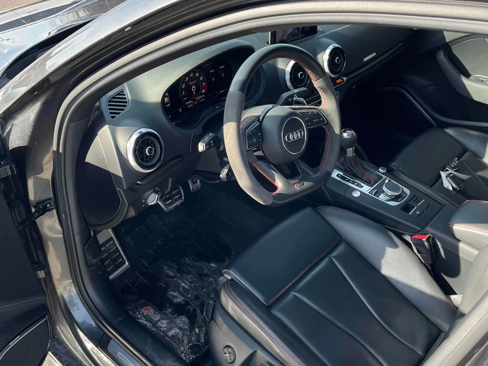 Audi Rs3 С РЕГИСТРАЦИЯ & АВТО КРЕДИТ - изображение 6