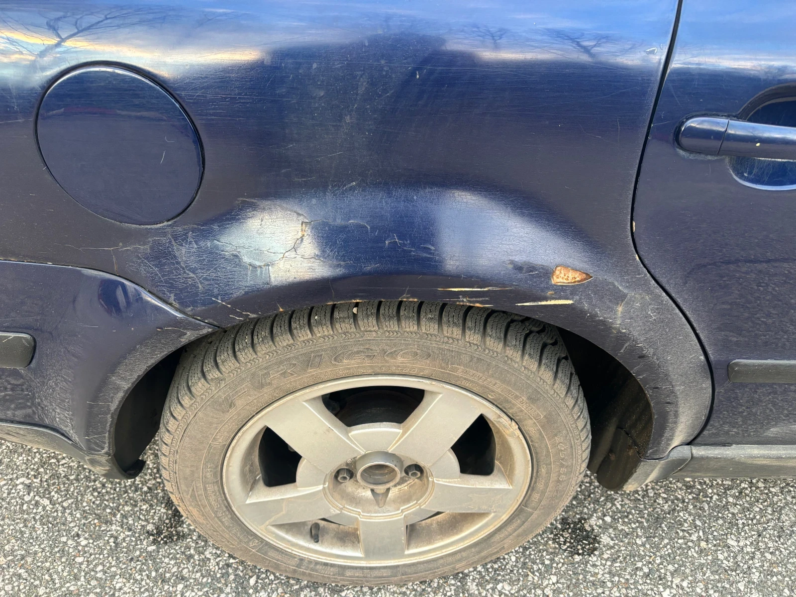 VW Passat, снимка 13 - Автомобили и джипове - 53739313