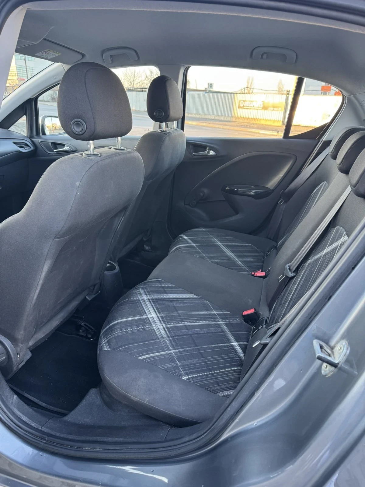 Opel Corsa 1.4i automatic Euro 6d, снимка 13 - Автомобили и джипове - 53740598