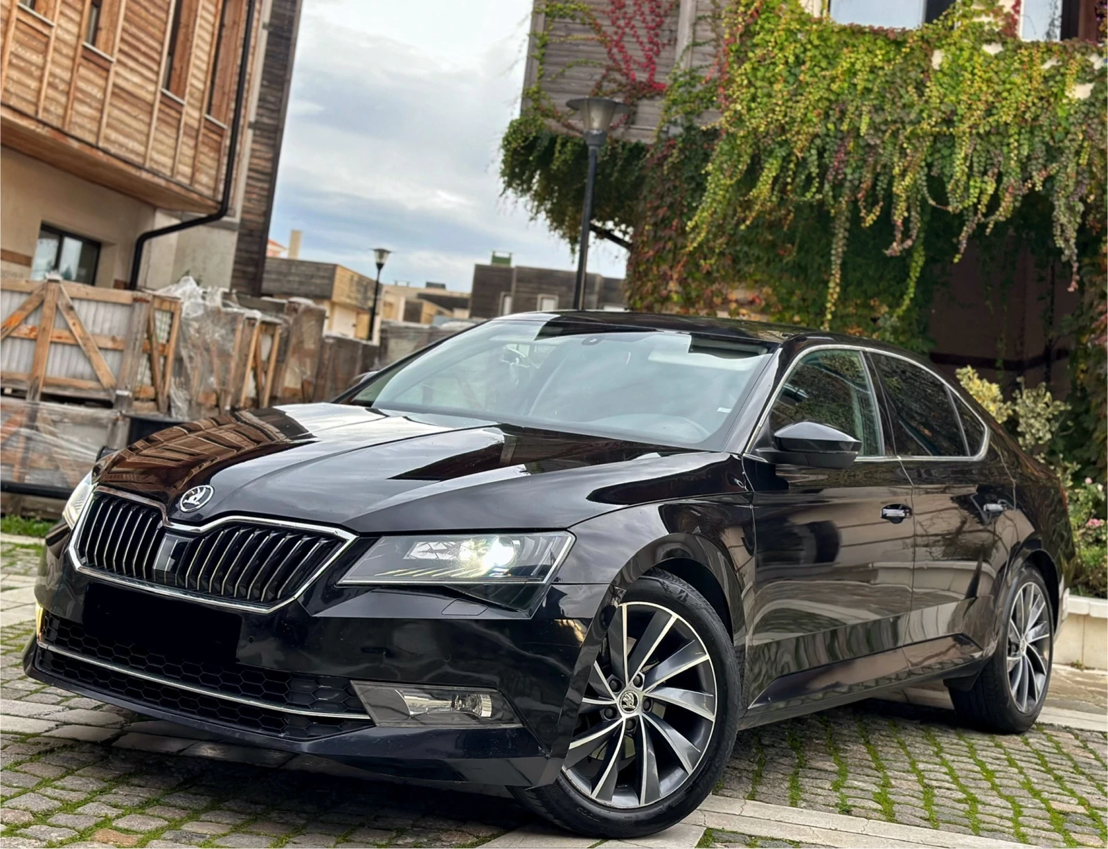 Skoda Superb 2.0TDI 190кс 4X4 * * Laurin&Klement* * 