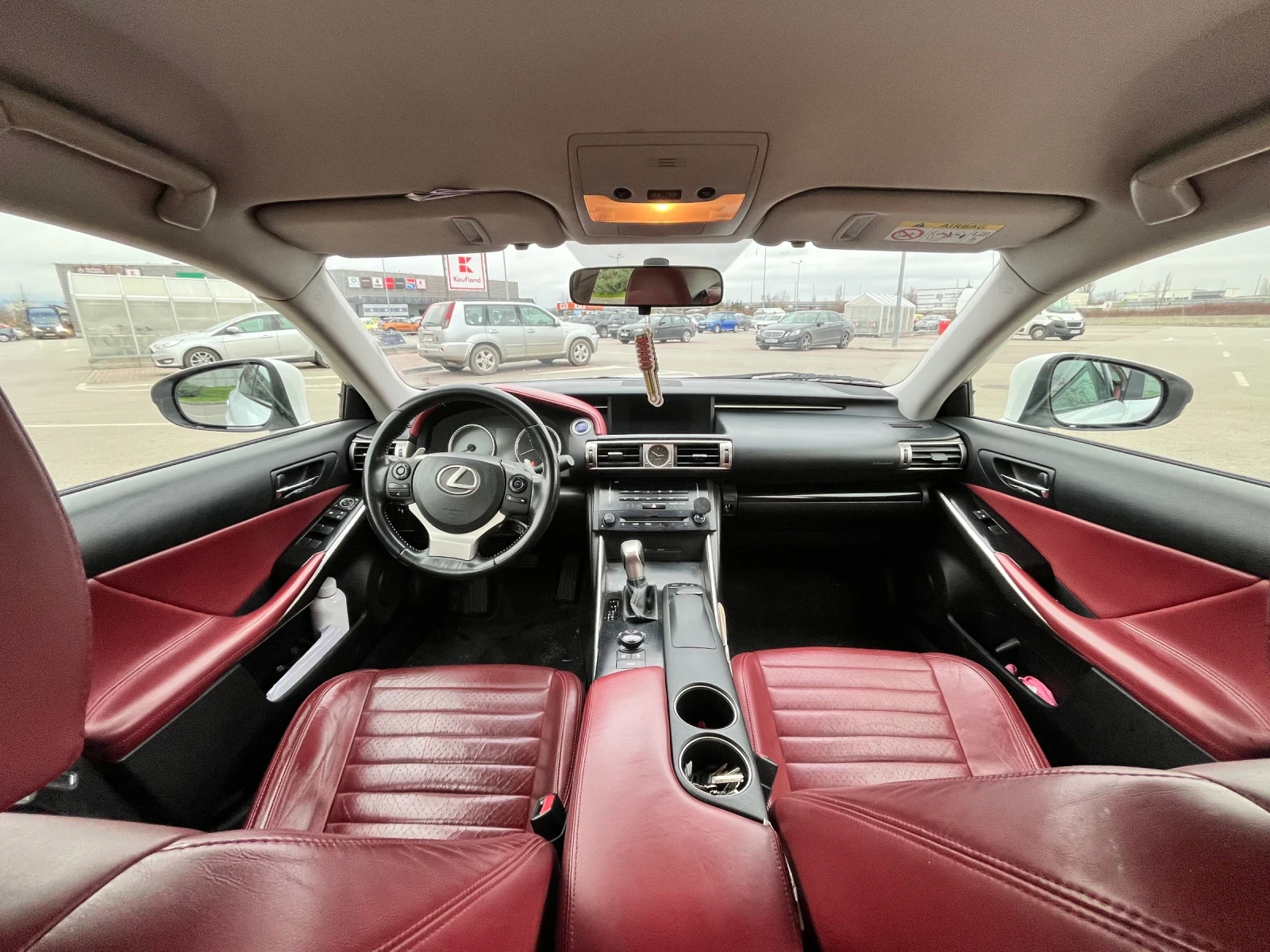 Lexus IS 300 | Mobile.bg � ����������� 5