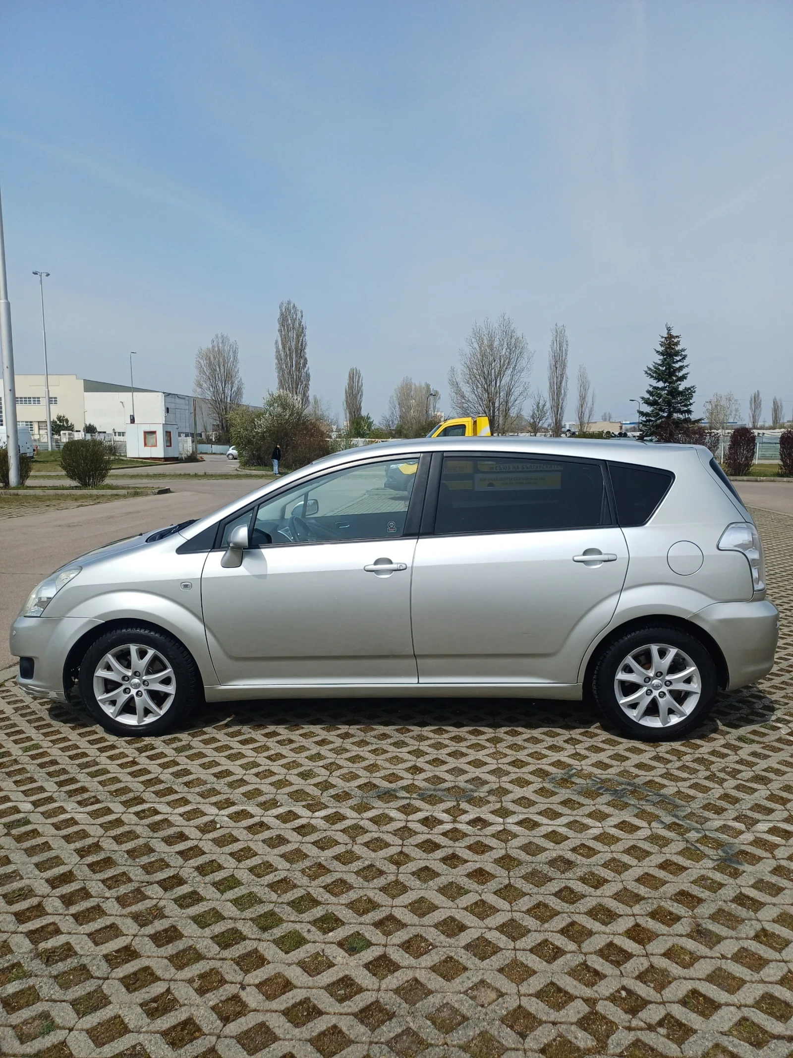 Toyota Corolla verso, снимка 7 - Автомобили и джипове - 54179926