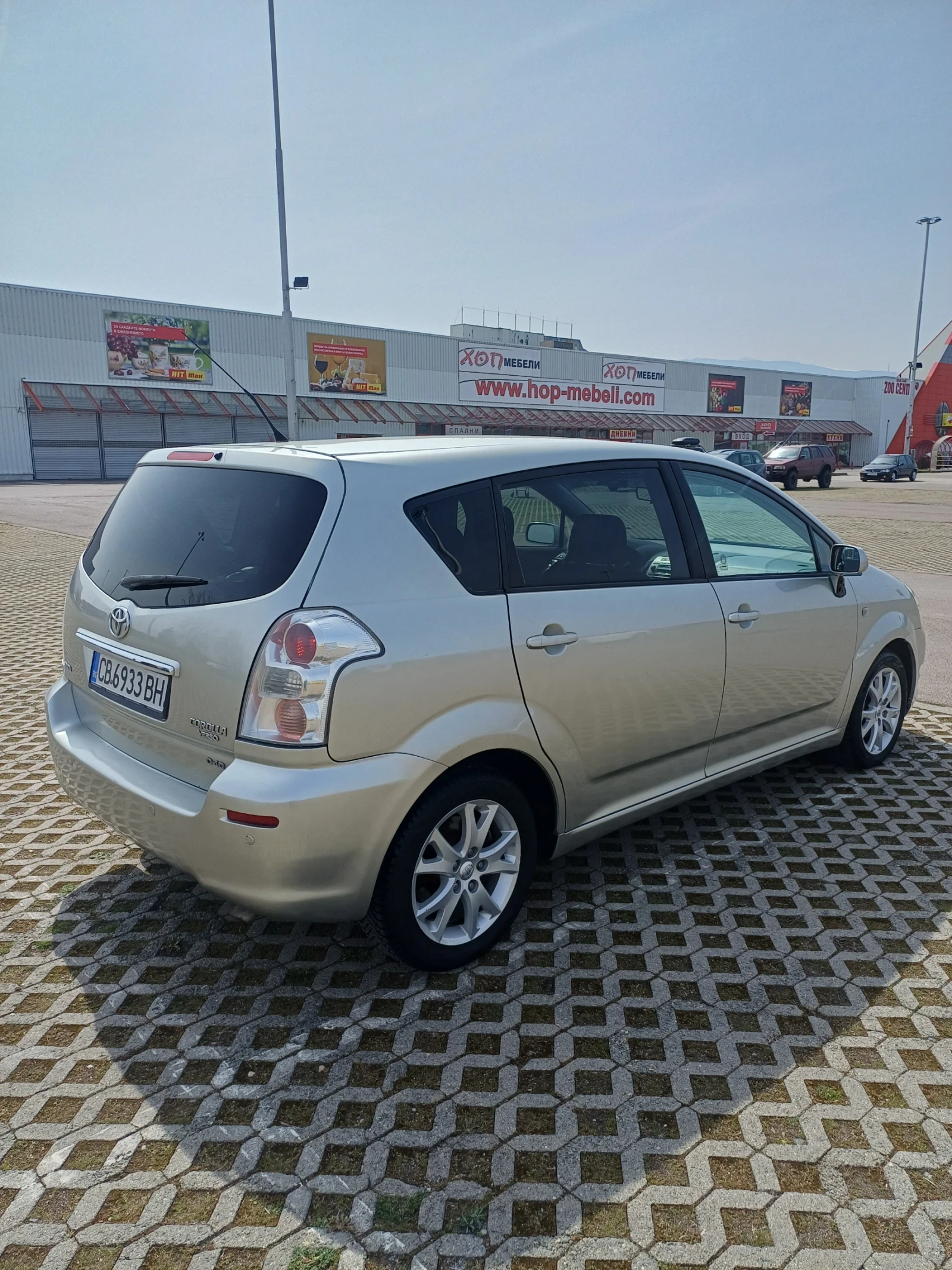 Toyota Corolla verso, снимка 4 - Автомобили и джипове - 54179926