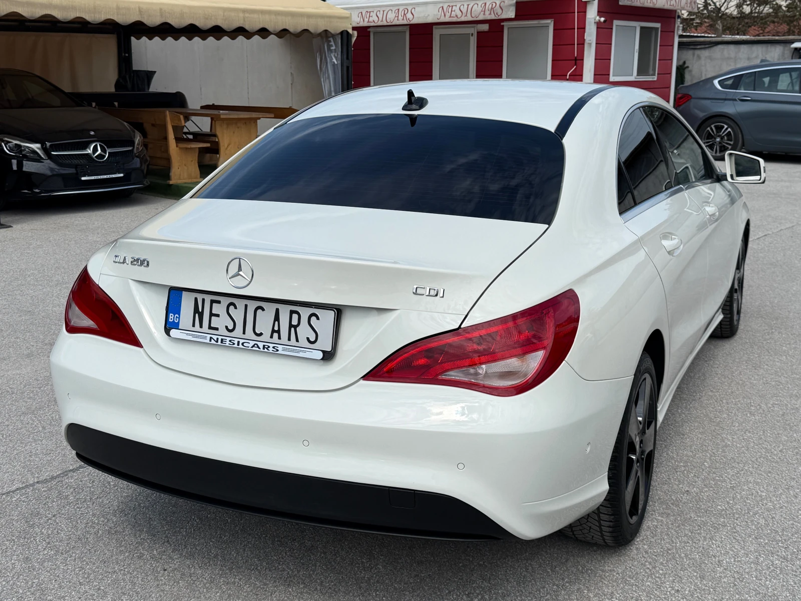 Mercedes-Benz CLA 200 d Executive !! 100%РЕАЛНИ КИЛОМЕТРИ - ДОКАЗУЕМИ!, снимка 5 - Автомобили и джипове - 54457221