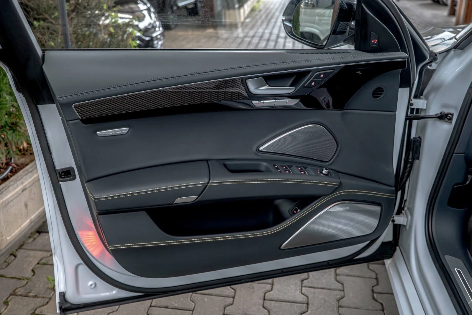 Audi S8 Plus/Bang&Olufsen/Exclusive/HuD/������ 360/������/ | Mobile.bg � ����������� 7
