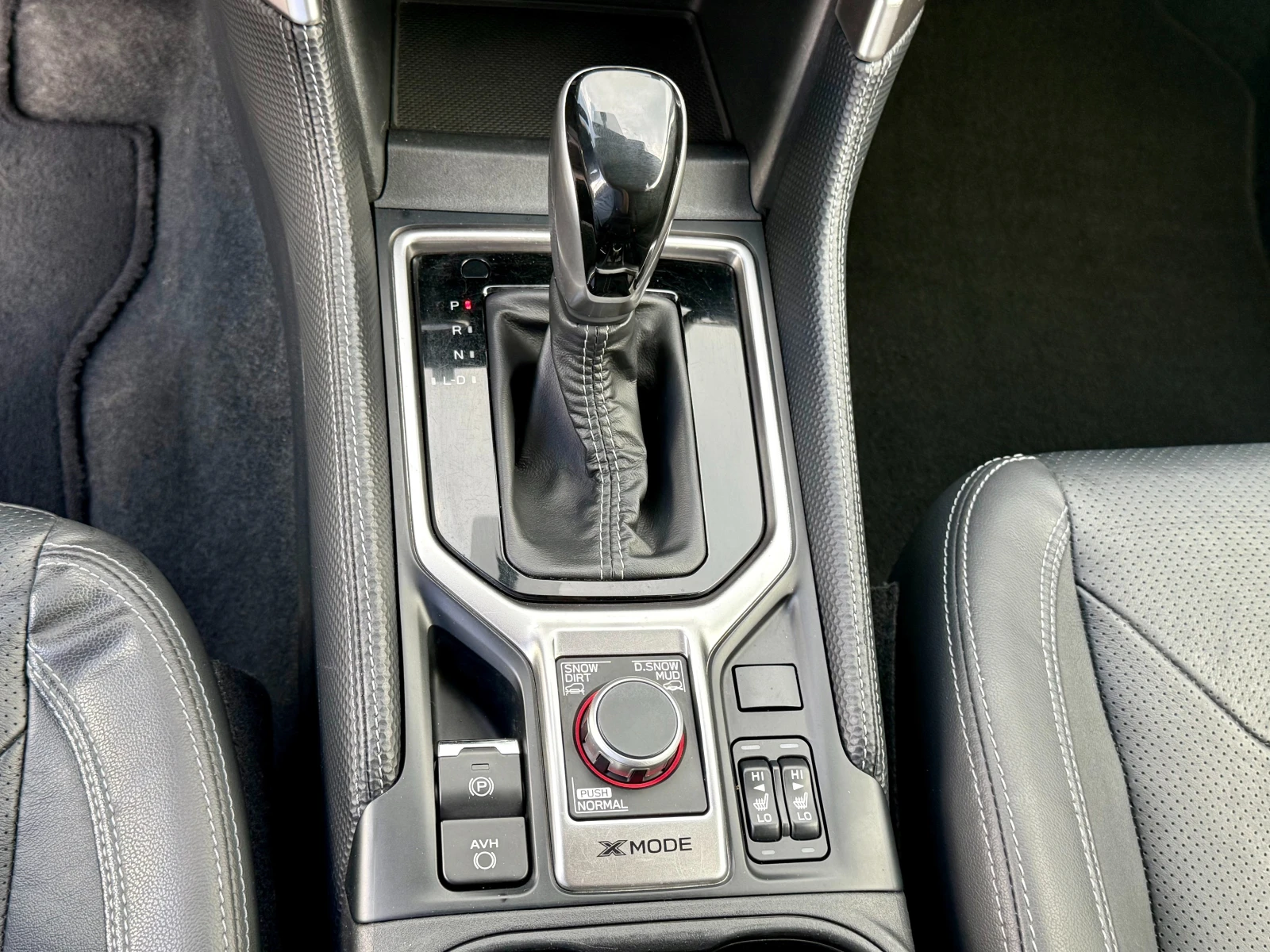 Subaru Forester 2.5 Limited, снимка 16 - Автомобили и джипове - 54953485