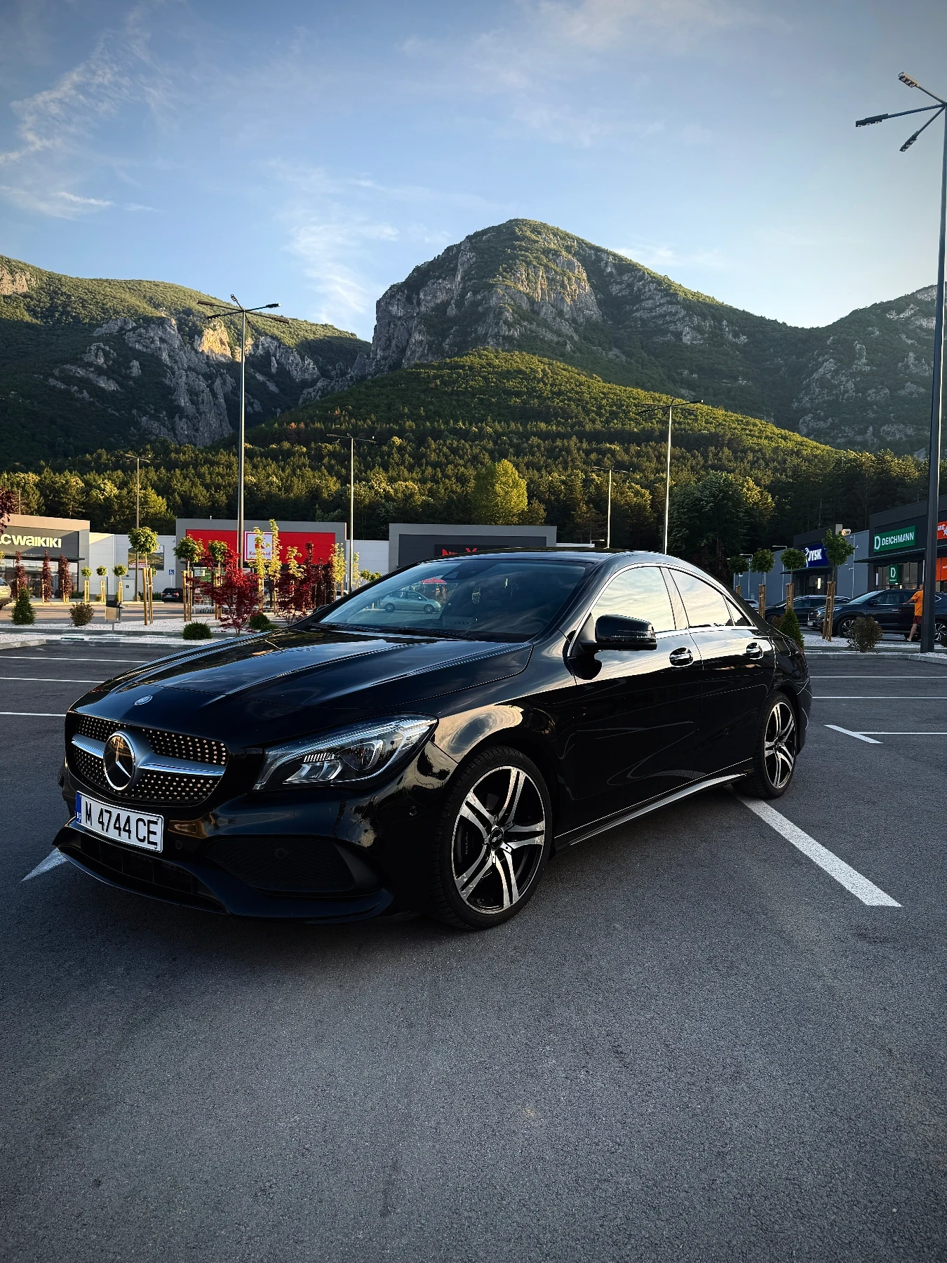 Mercedes-Benz CLA 200 Mercedes CLA 200 AMG Line, снимка 2 - Автомобили и джипове - 54991488