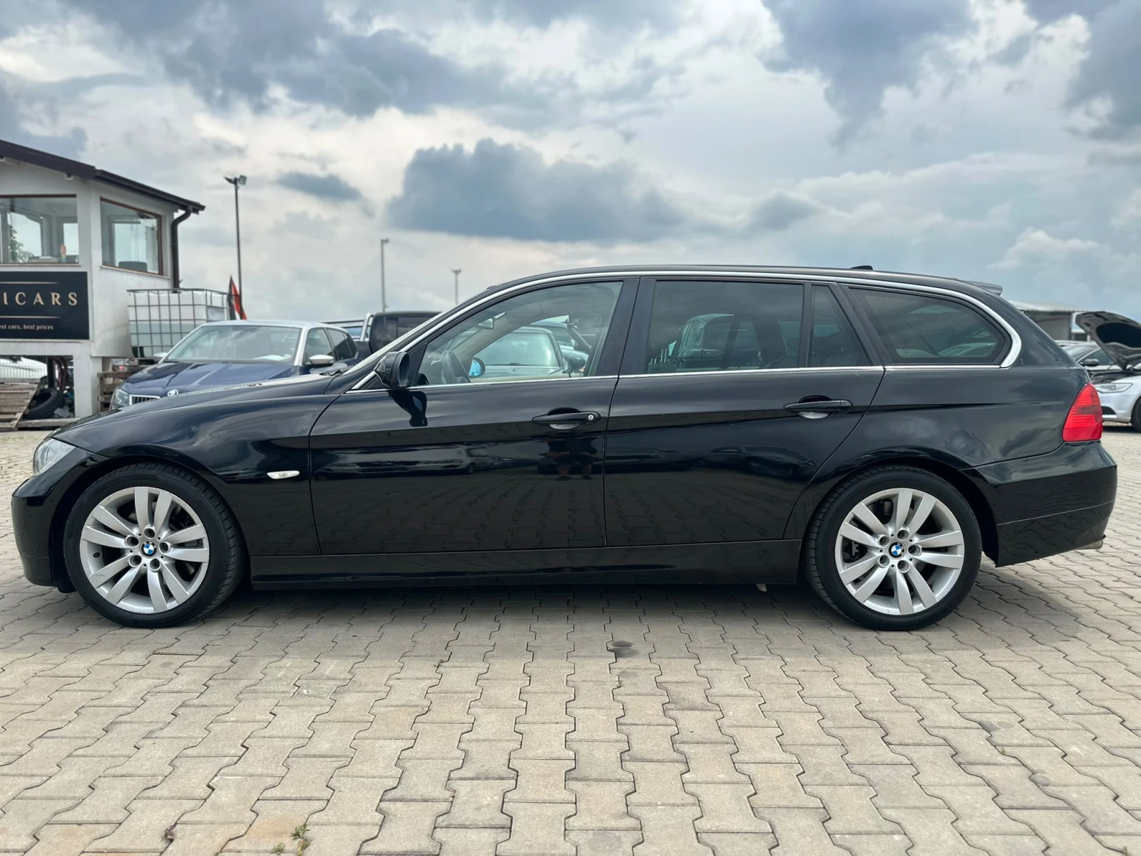 BMW 330 / 3.0D / NAVI / M SPORT /, снимка 2 - Автомобили и джипове - 55027174