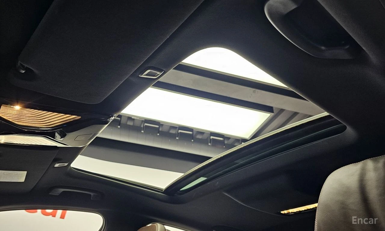 BMW 530E M* SPORT* HYBRID* HARMON* KARDON* ДИСТРОНИК* ОБДУХ, снимка 13 - Автомобили и джипове - 55421609