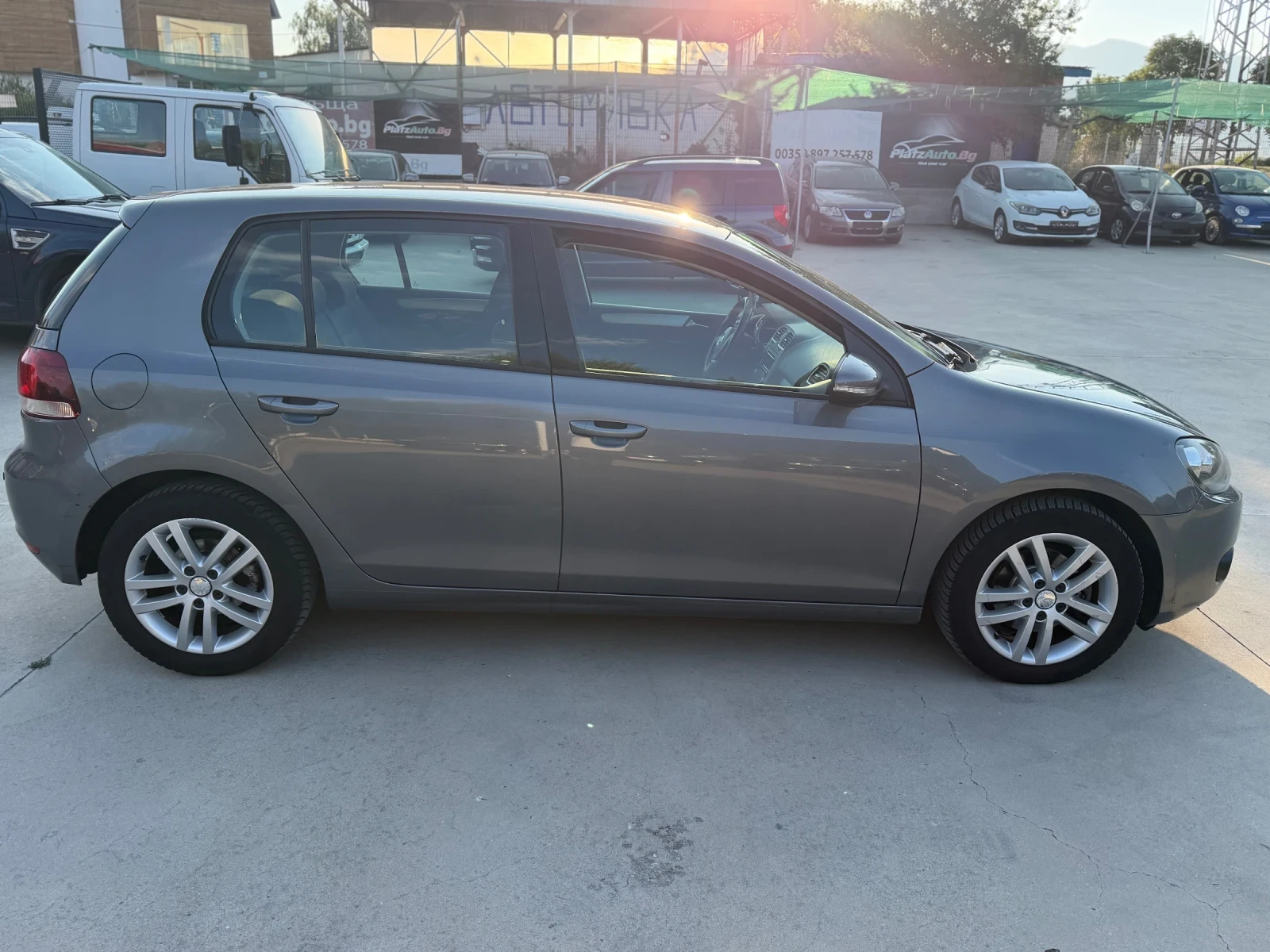 VW Golf 1.6TDI/Alcantara/210000km/, снимка 5 - Автомобили и джипове - 55590055
