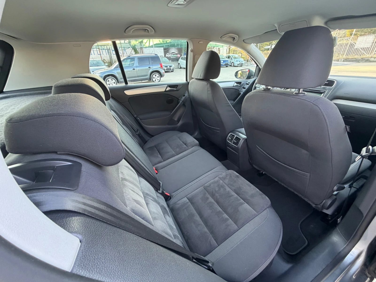 VW Golf 1.6TDI/Alcantara/210000km/, снимка 17 - Автомобили и джипове - 55590055
