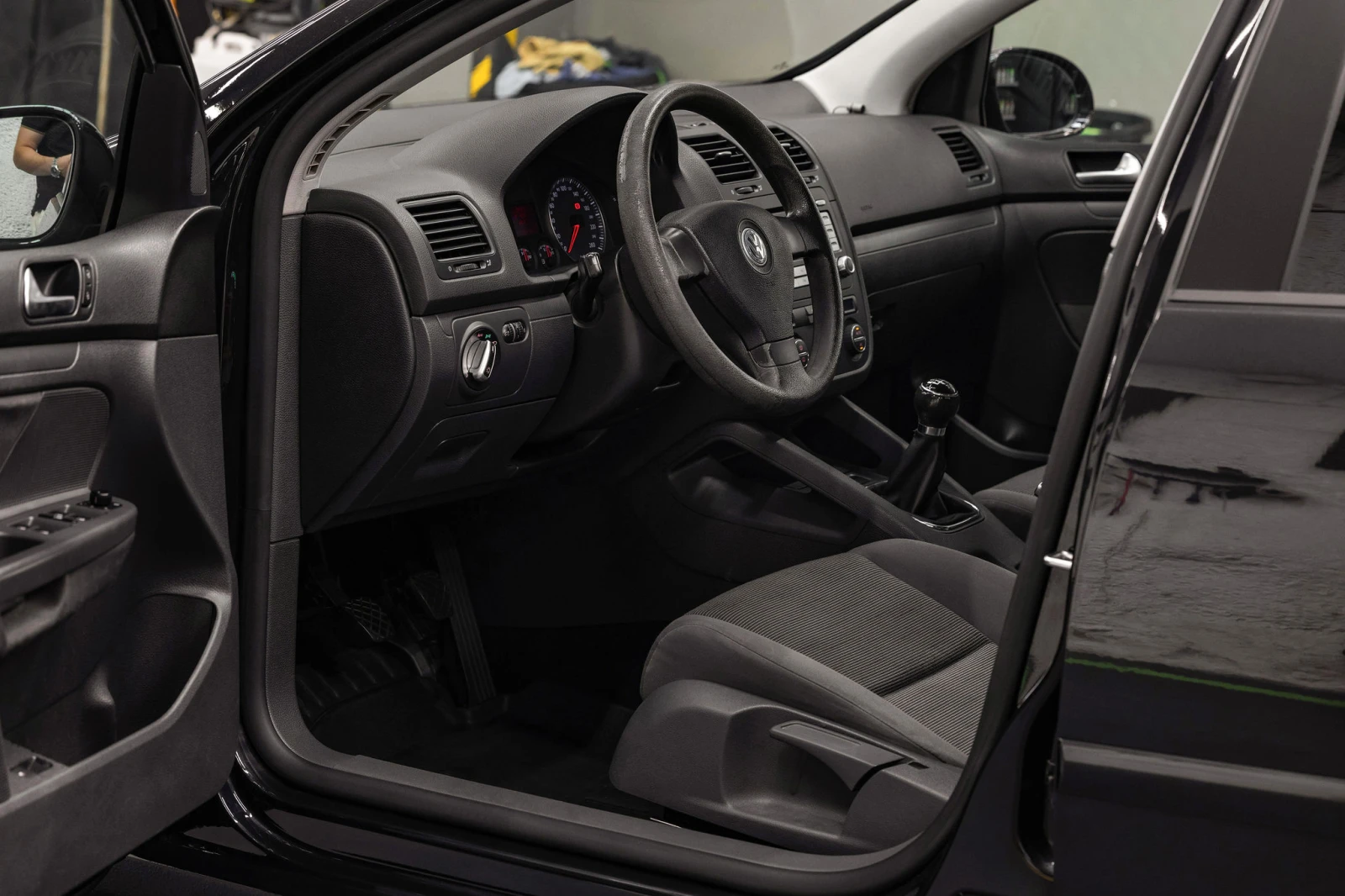 VW Golf 1.9TDI 6ск, снимка 7 - Автомобили и джипове - 55689049