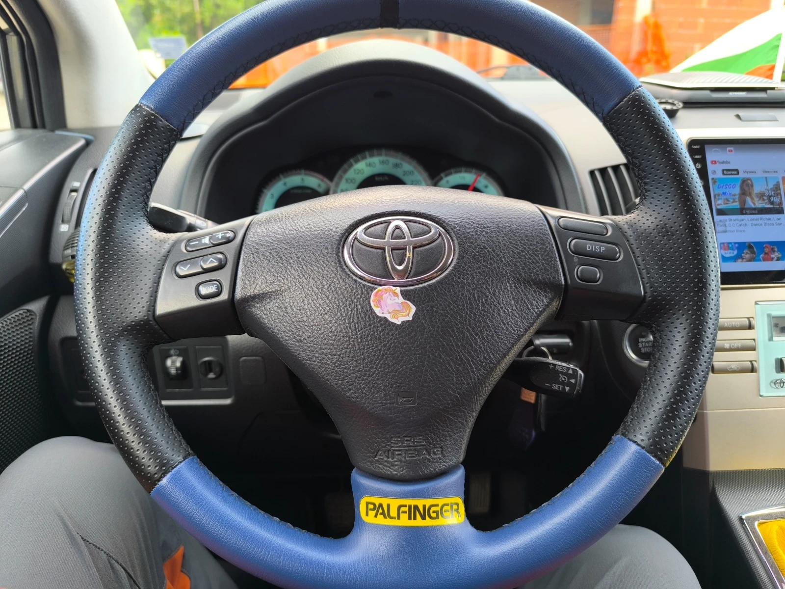 Toyota Corolla verso, снимка 10 - Автомобили и джипове - 55729831