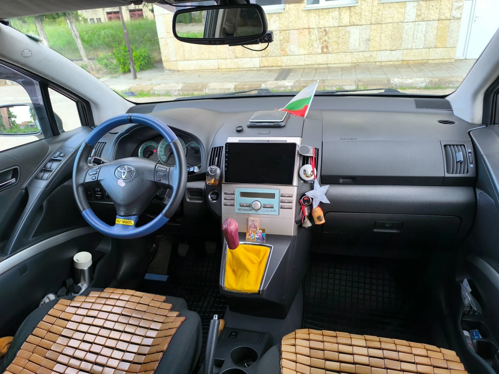 Toyota Corolla verso, снимка 3 - Автомобили и джипове - 55729831