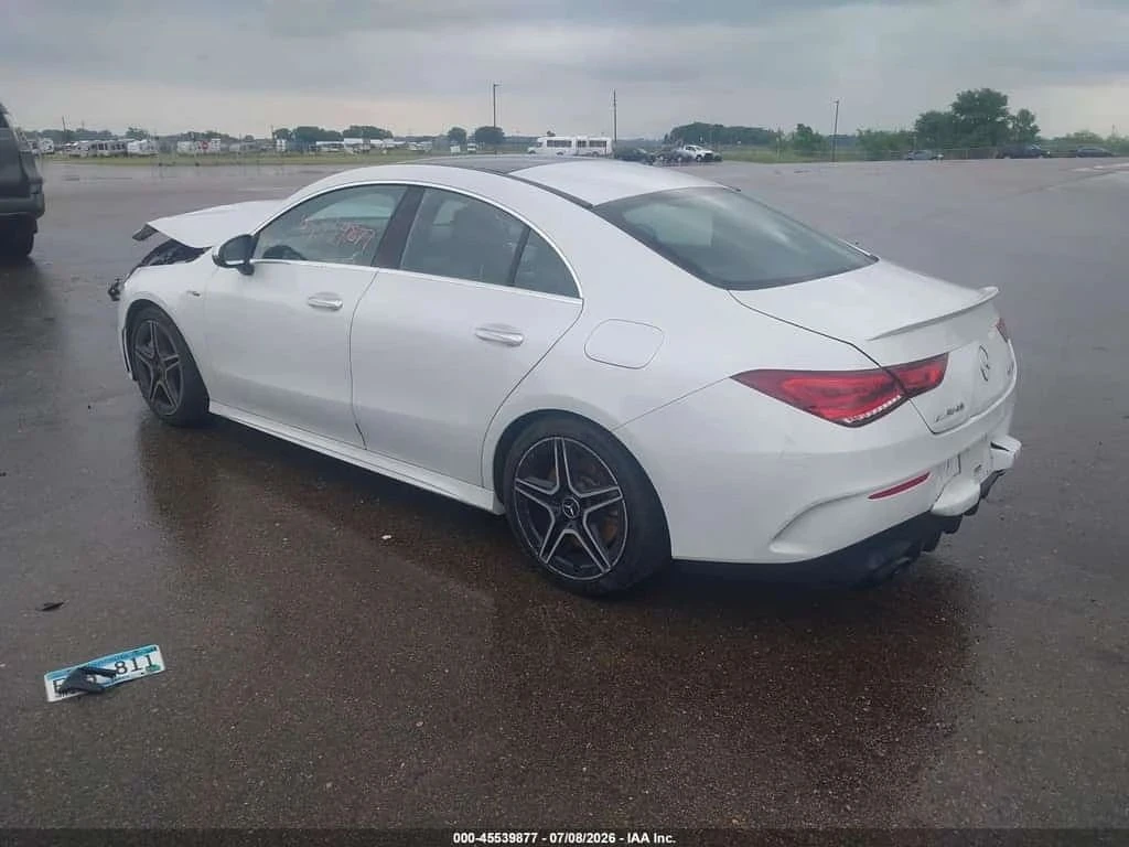 Mercedes-Benz CLA, снимка 6 - Автомобили и джипове - 56713069
