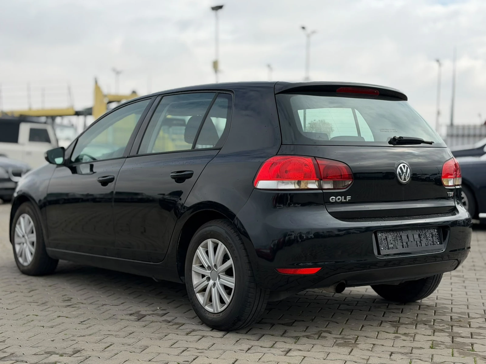 VW Golf / 1.6D / 105HP / , снимка 3 - Автомобили и джипове - 56720797
