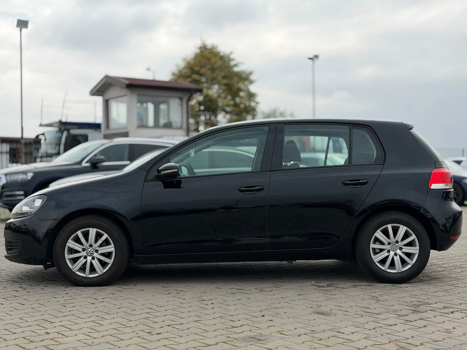 VW Golf / 1.6D / 105HP / , снимка 2 - Автомобили и джипове - 56720797