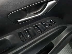 Hyundai Tucson 1.6T 2WD , снимка 16