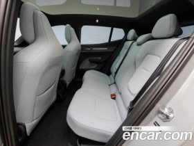 Volvo EX30, снимка 12