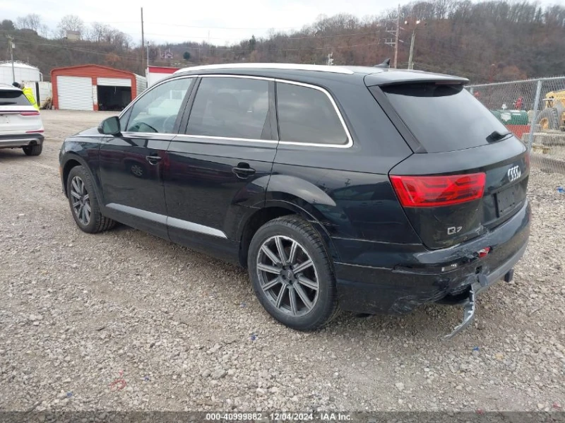 Audi Q7 3.0T PREMIUM, снимка 4 - Автомобили и джипове - 48376091