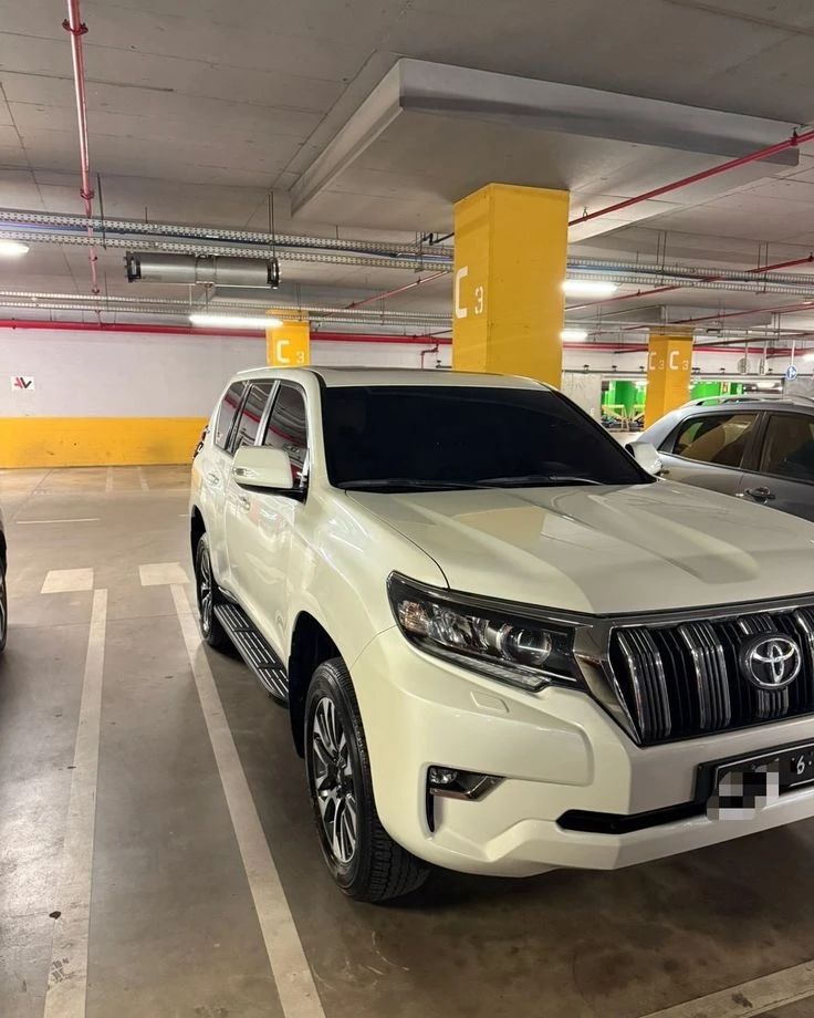 Toyota Land cruiser На части 2.8 D-4D Automatic - изображение 2