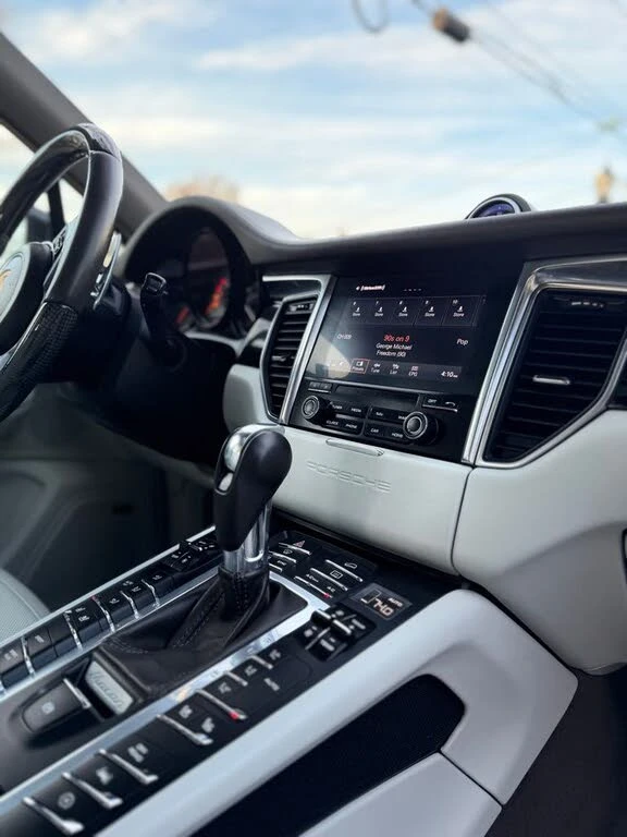 Porsche Macan S AWD * CARFAX * АвтоКредит * (ЦЕНА ДО БГ), снимка 16 - Автомобили и джипове - 53565223