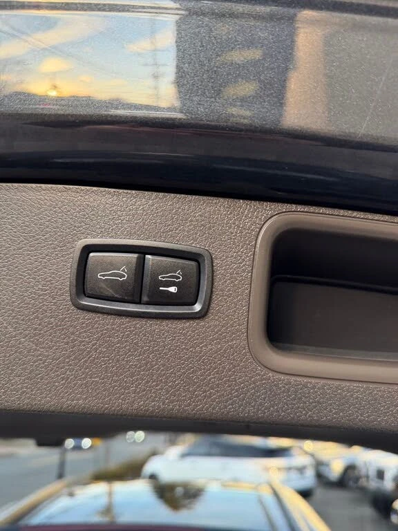 Porsche Macan S AWD * CARFAX * АвтоКредит * (ЦЕНА ДО БГ), снимка 14 - Автомобили и джипове - 53565223