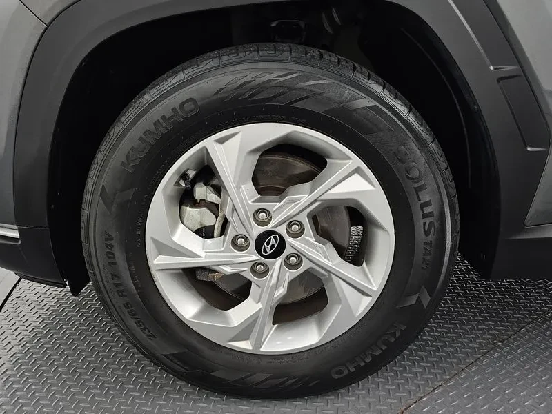 Hyundai Tucson 1.6T 2WD , снимка 4 - Автомобили и джипове - 55802074