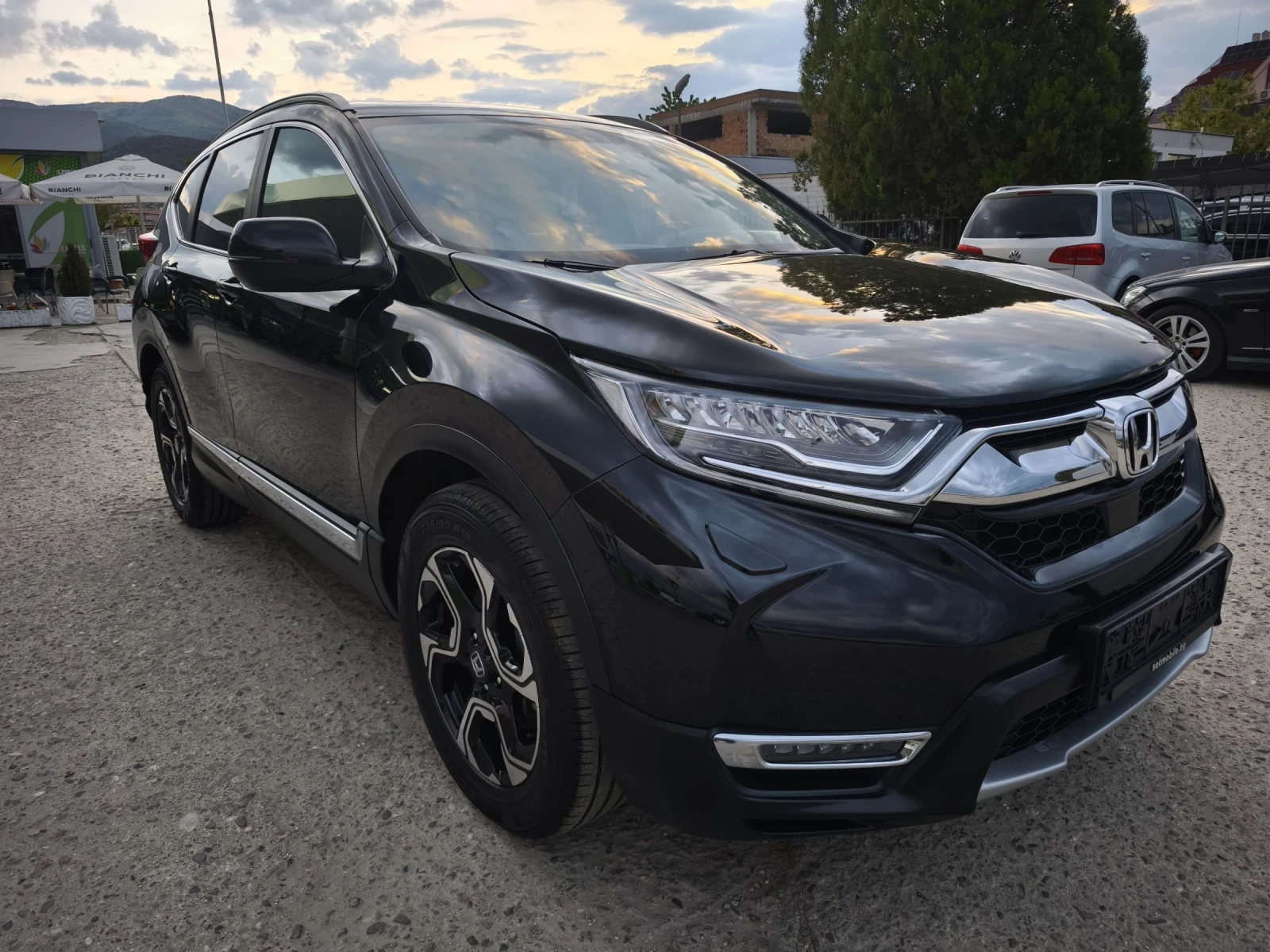 Honda Cr-v 2.0i 4x4 EXCLUSIVE FILL SERVICE IN HONDA - изображение 3