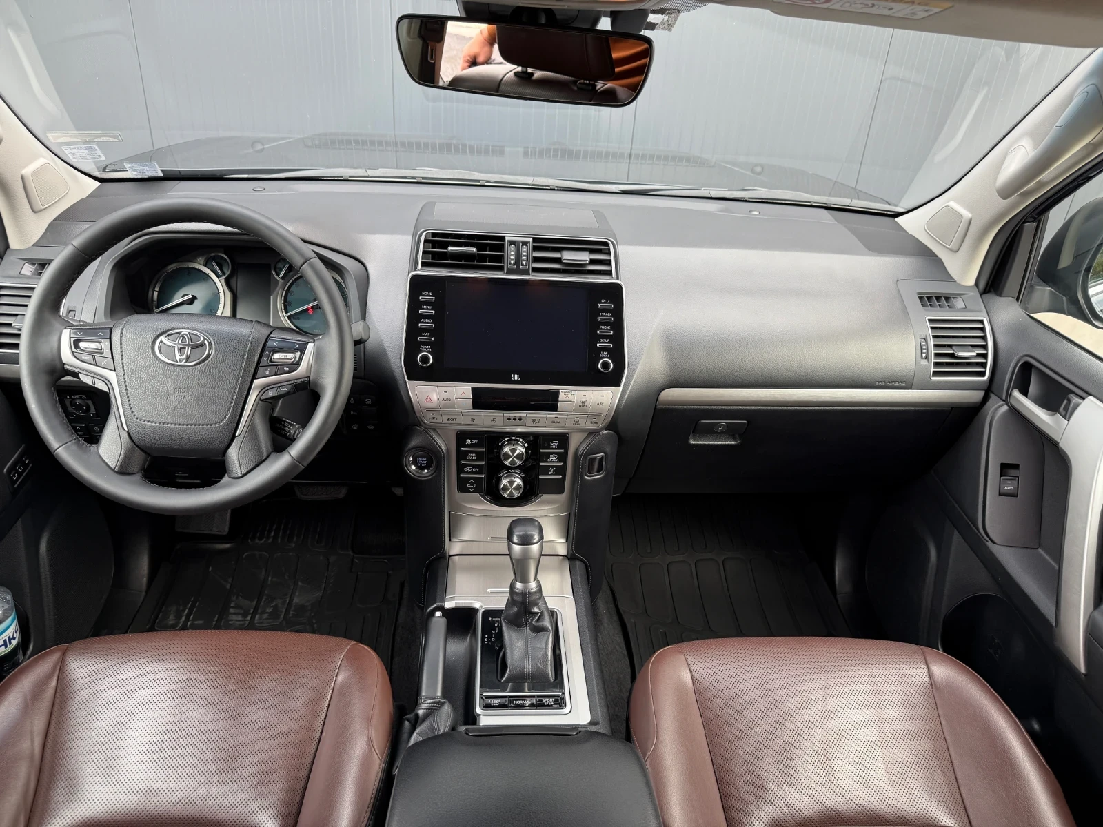 Toyota Land cruiser На части 2.8 D-4D Automatic - изображение 5