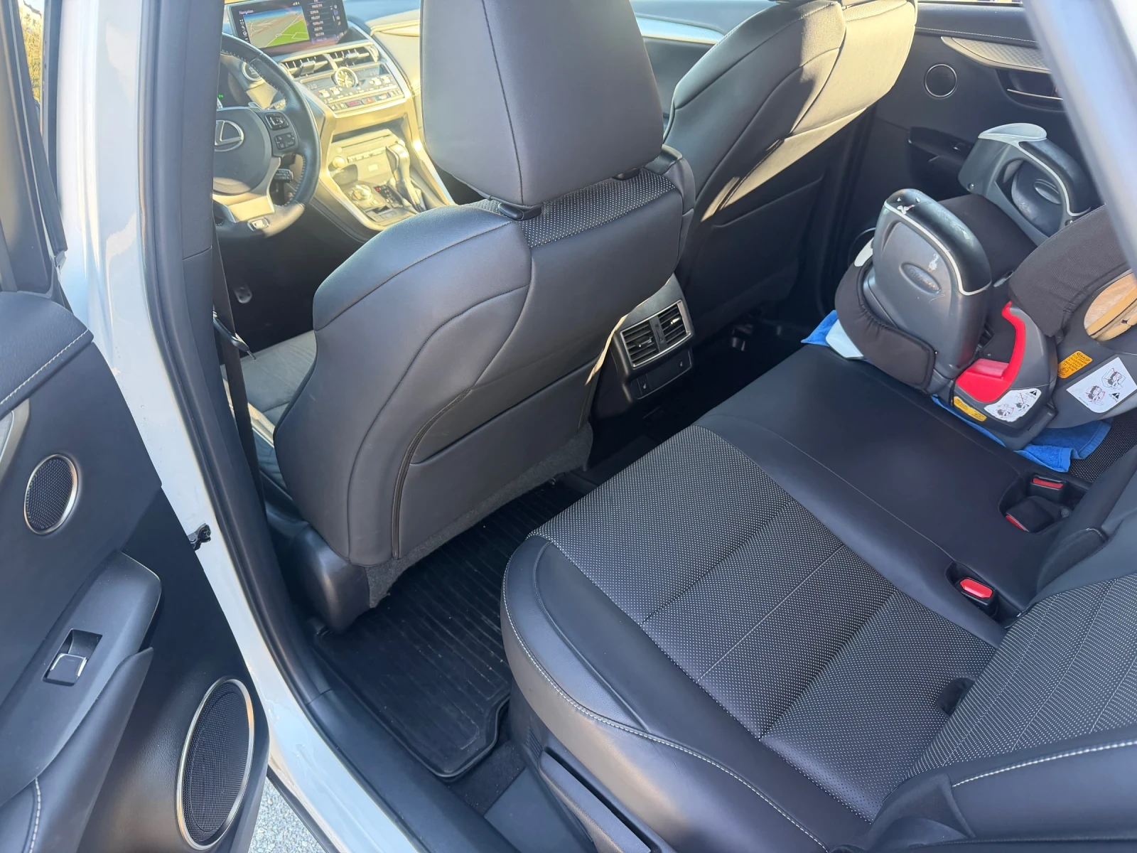 Lexus NX 300 2.0T 238k.c. F SPORT | Mobile.bg � ����������� 12