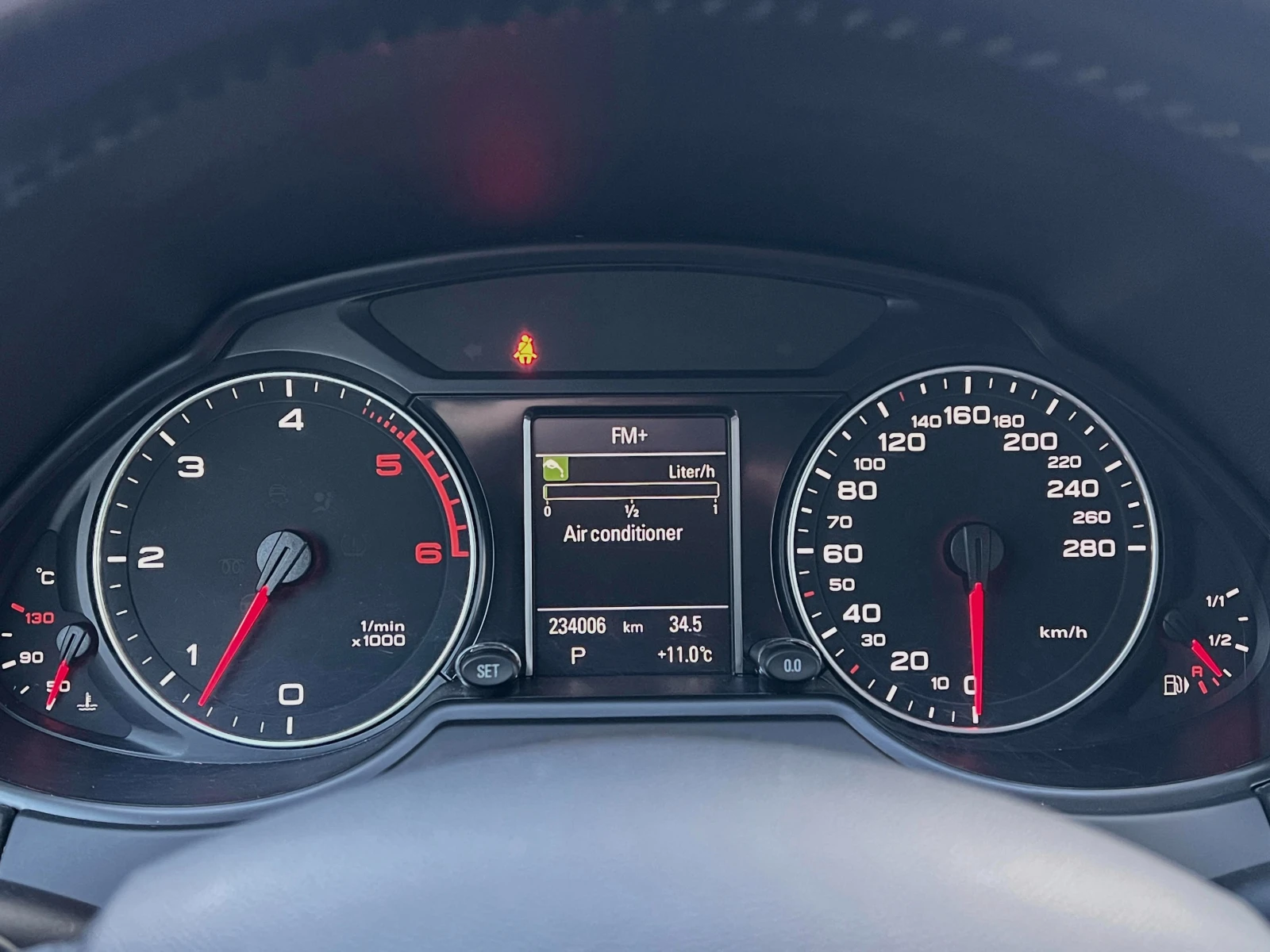 Audi Q5 3.0TDi quattro ПРОЧЕТИ ОПИСАНИЕТО, снимка 15 - Автомобили и джипове - 53945282