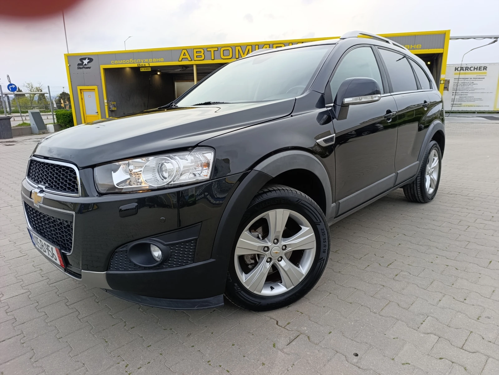Chevrolet Captiva 2.4 4x4 7м., снимка 2 - Автомобили и джипове - 54212209