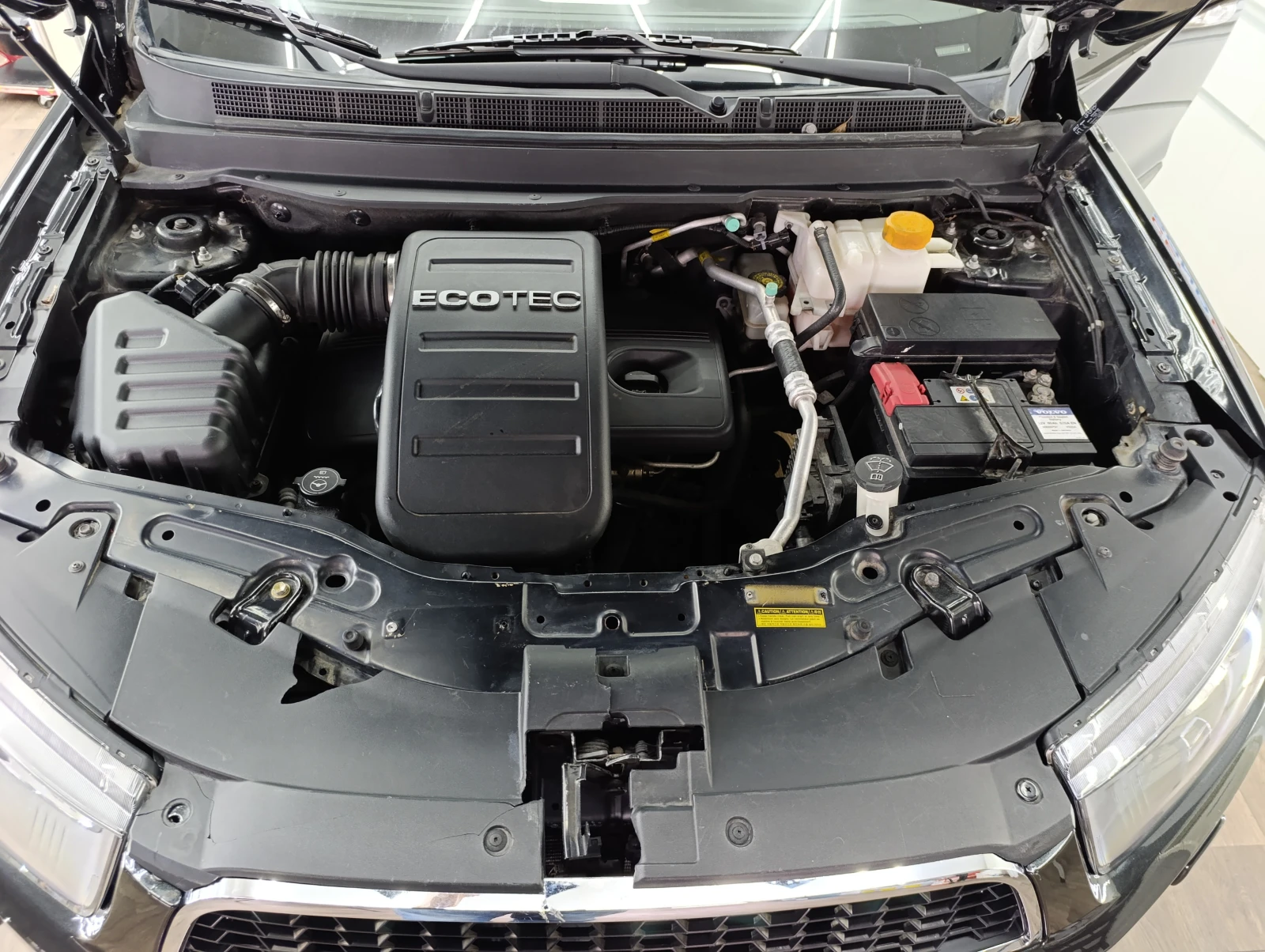 Chevrolet Captiva 2.4 4x4 7м., снимка 13 - Автомобили и джипове - 54212209