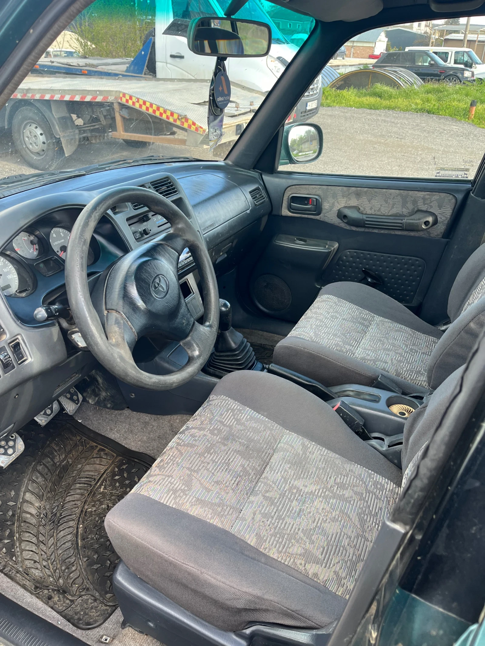 Toyota Rav4 2.0 ml1, снимка 6 - Автомобили и джипове - 54464058