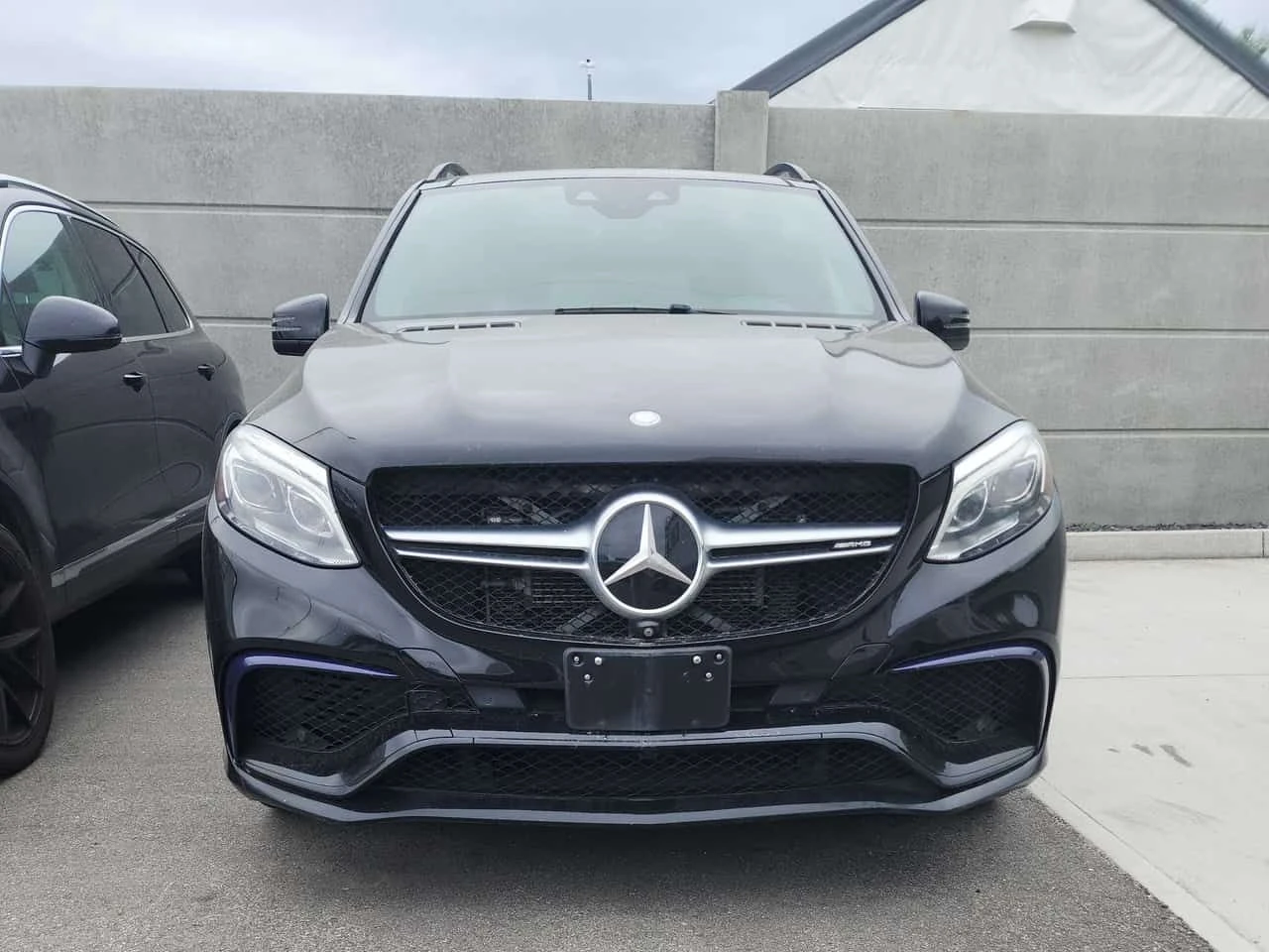 Mercedes-Benz GLE 63 S AMG * AMG 63 S* АВТОКРЕДИТ БЕЗ ПЪРВОНАЧАЛНА ВНОСКА* , снимка 6 - Автомобили и джипове - 54685753