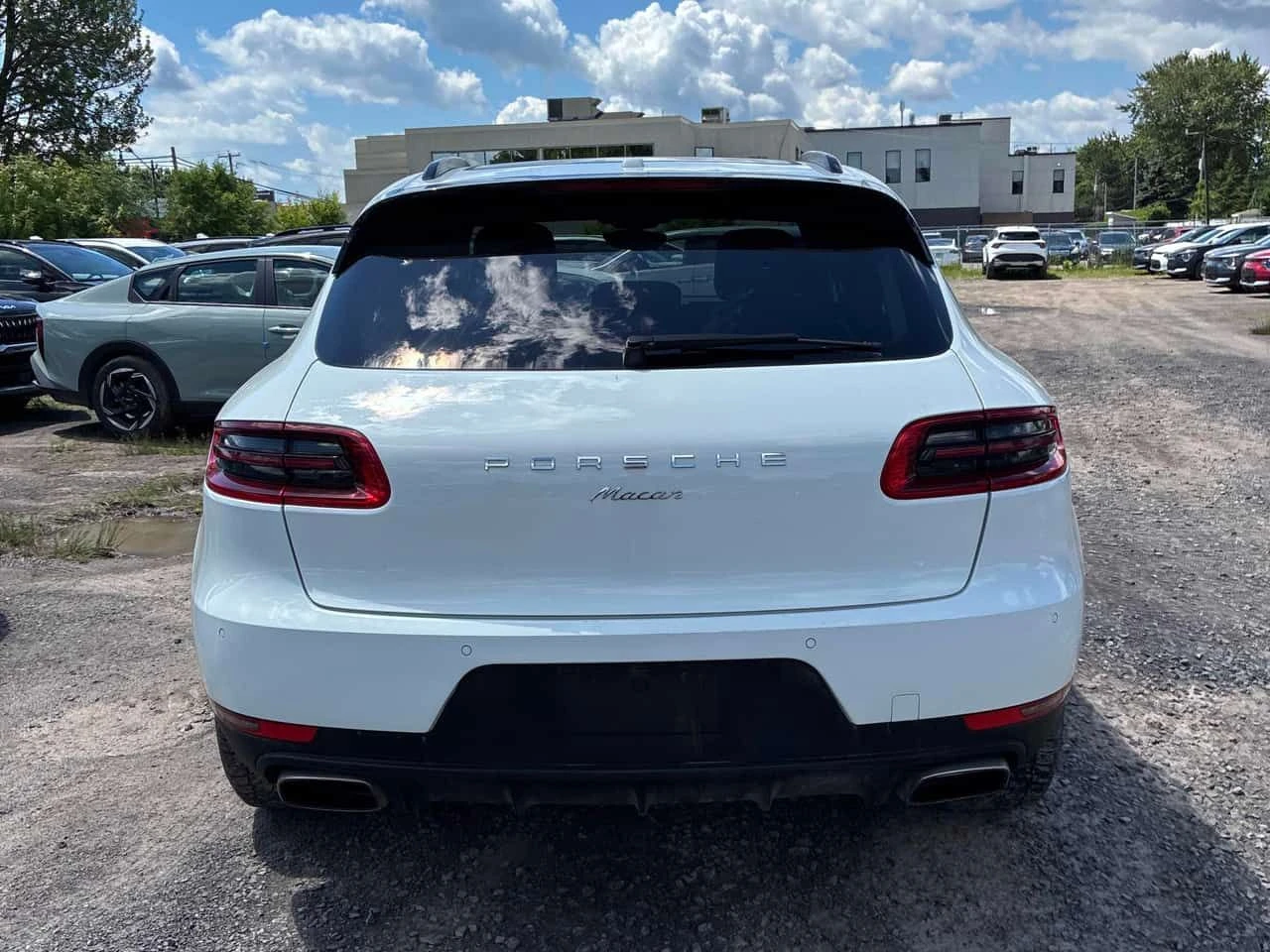 Porsche Macan * AWD * ОБДУХВАНЕ * ПАНО * 360 КАМЕРА * CARFAX, снимка 4 - Автомобили и джипове - 55052271