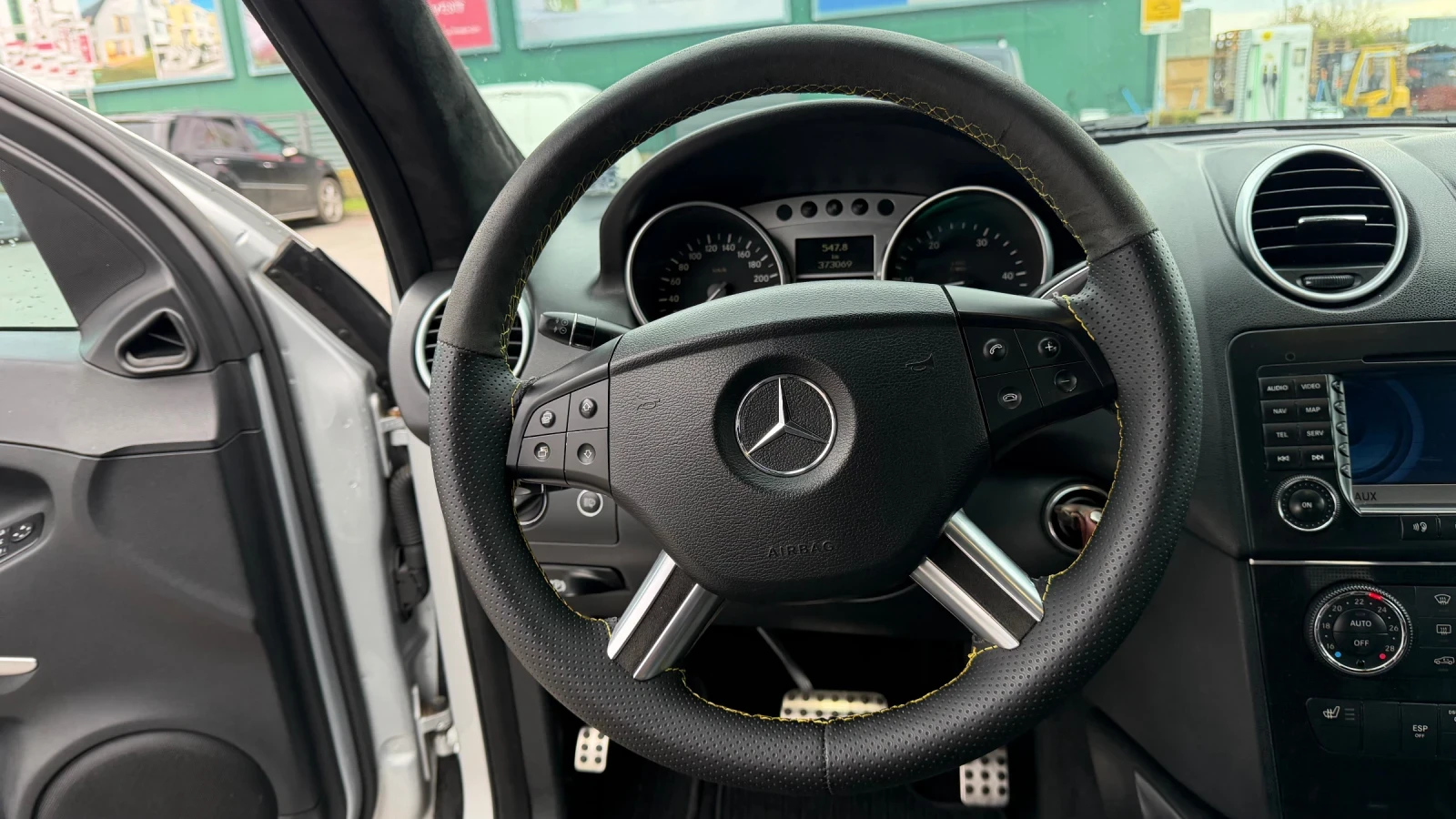 Mercedes-Benz ML 320 320, снимка 4 - Автомобили и джипове - 56741085