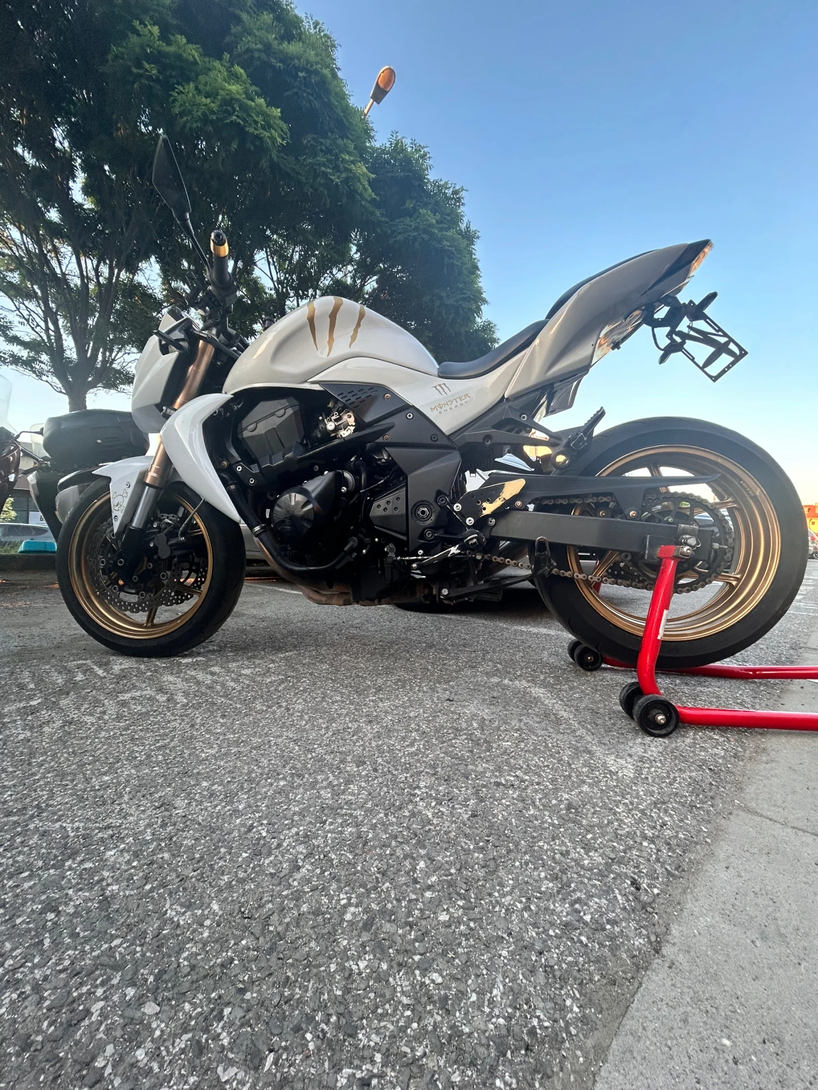 Kawasaki Z 750 А2 Arrow, снимка 5 - Мотоциклети и мототехника - 54578517