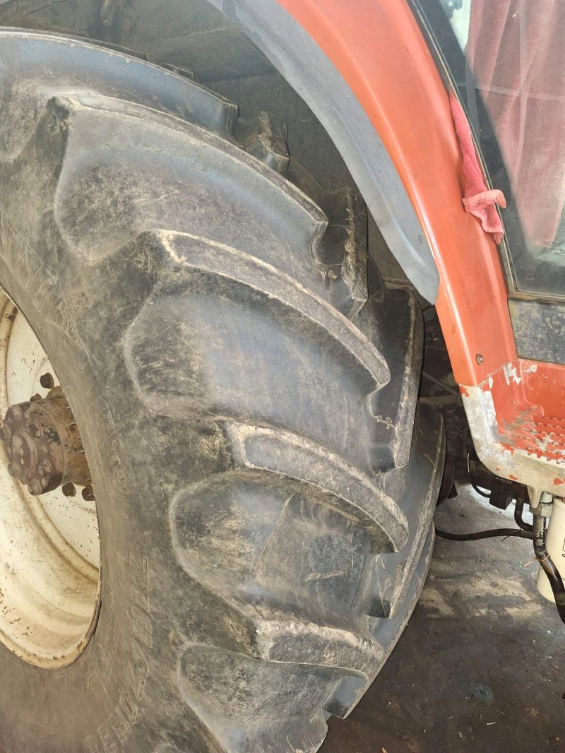 Трактор New Holland G190:G240, снимка 11 - Селскостопанска техника - 52334896