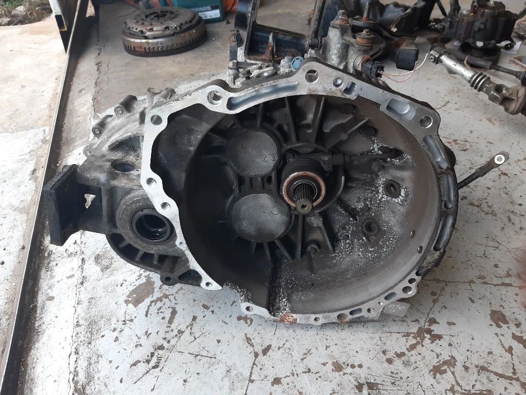     2.9  | Mobile.bg   1