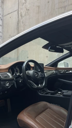 Mercedes-Benz CLS 350 4MATIC AMG Line, снимка 6