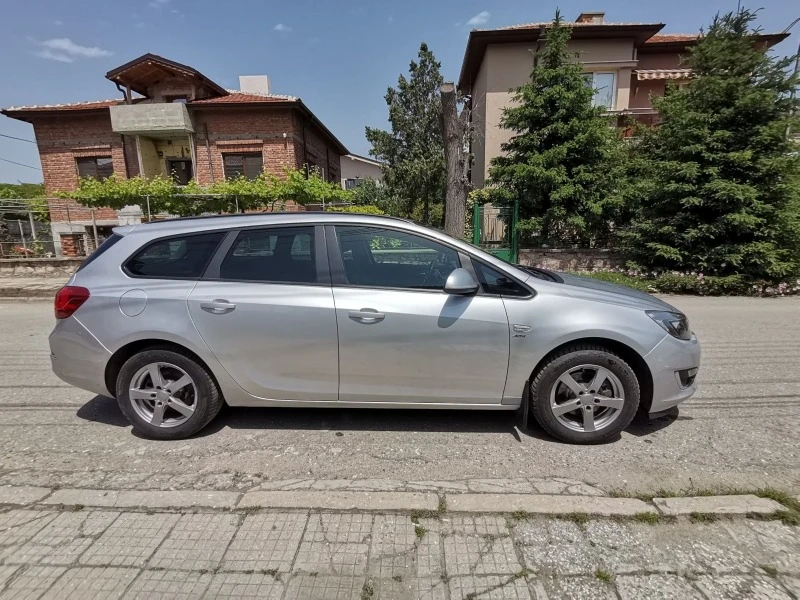 Opel Astra Active 1.7cdti 110kc face, снимка 5 - Автомобили и джипове - 47401072